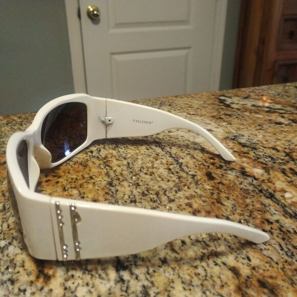 RARE Vigoss Women\'s Sunglasses White Frames UV Protection Outdoor - V1222-2341 main image 5
